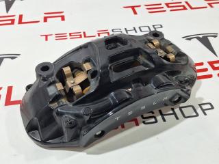 суппорт передний правый Tesla Model X 1 поколение [рестайлинг] 2022, 1420621-00-B