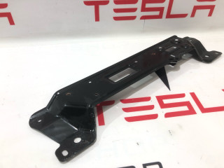 Пластина крепления кронштейна радара Tesla Model 3 1 поколение 2022, 1103760-00-C, 1118289-00-J