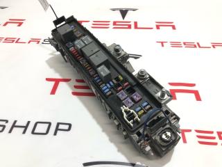 блок предохранителей Tesla Model X 1 поколение 2016, 1034405-02-E
