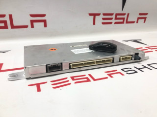 Блок управления BCM (Body Control Module) Tesla Model X 1 поколение 2018, 1054132-90-G, 1045451-00-J