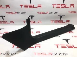 Накладка стойки А Tesla Model S 1 поколение 2013, 1007968-00-D, 1010669-00-F