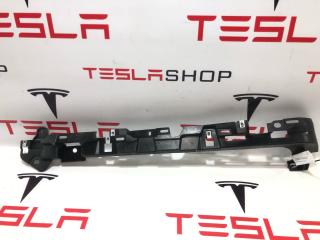 Направляющая панели багажного отделения Tesla Model X 1 поколение 2019, 1080709-00-C, 1073312-00-B
