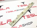Накладка межсекционная подъемной задней двери Tesla Model X 1 поколение 2018, 1051556-03-C, 1053729-00-B - фото №4