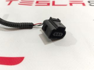 разъем (фишка) проводки Tesla Model X 1 поколение [рестайлинг] 2022, 1552584-00-C
