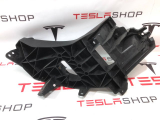 крепление фары правой Tesla Model X 1 поколение [рестайлинг] 2022, 1617913-00-B
