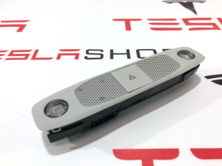 Панель освещения с микрофоном и кнопкой аварийного сигнала Tesla Model 3 1 поколение 2022, 1092573-00-M