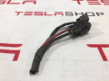 разъем (фишка) проводки Tesla Model S 1 поколение [рестайлинг] 2016, 1046132-94-S, 1060801-00-D - фото №2