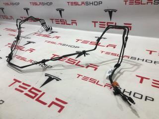трубка тормозная Tesla Model X 1 поколение 2019, 1027712-00-E