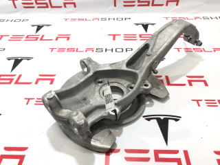 кулак поворотный правый Tesla Model 3 1 поколение 2022, 1044316-00-E