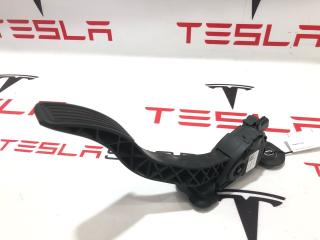 педаль Tesla Model X 1 поколение 2016, 1005307-00-A, 9F836-AA