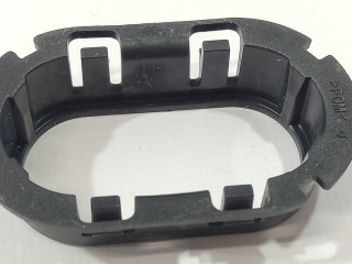 Фиксатор гофры электропроводки двери Tesla Model 3 1 поколение 2020, 1108729-00-C