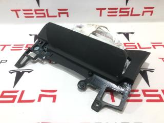 подушка безопасности коленная Tesla Model S 1 поколение [2-й рестайлинг] (2021 - 2025), 1077825-00-D, 1143753-00-A, 158285900E