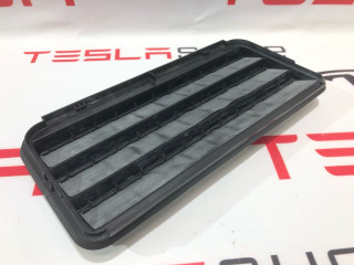 Вентиляционный клапан заднего багажника Tesla Model 3 1 поколение 2022, 1098751-00-C