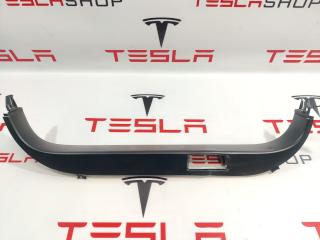 Накладка дверного проема Tesla Model X 1 поколение 2016, 1060051-00, 1058416-00