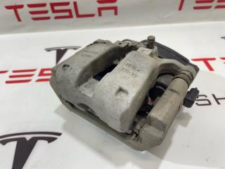 суппорт задний правый Tesla Model 3 1 поколение 2019, 1044624-00-I