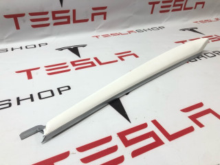 Накладка декоративная обшивки двери Tesla Model 3 1 поколение 2022, 1803118-00-A, 1593852-00-C