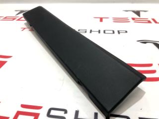 Накладка нижняя бардачка Tesla Model S 1 поколение 2013, 1002301-05-B