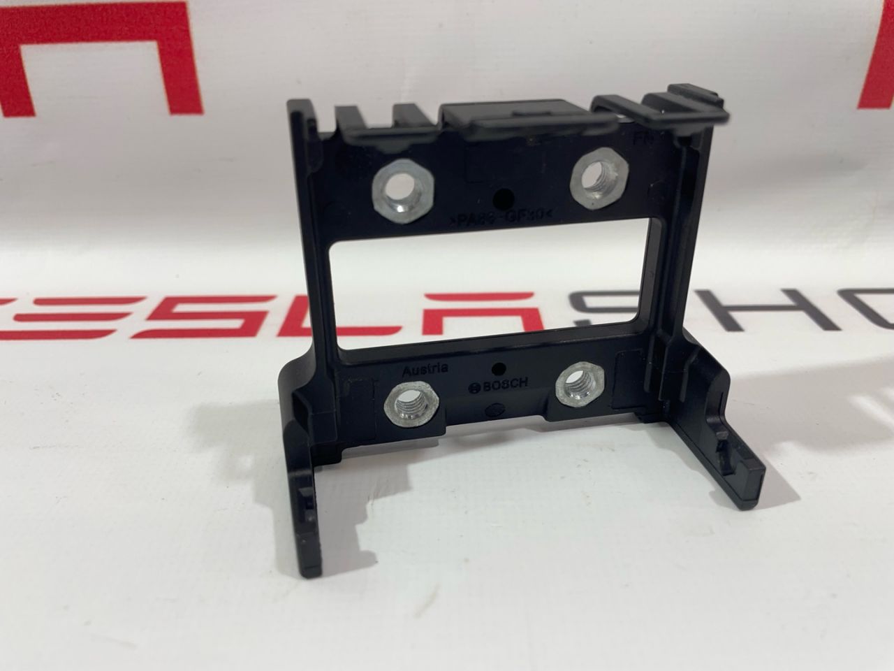 Кронштейн крепления радара Jaguar 2020, MX63-9G768-AB, LK72-9G768-AG, MK72-9G768-AF - фото №1