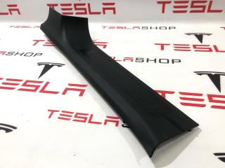 Накладка дверного порога Tesla Model X 1 поколение [рестайлинг] 2022, 1626480-00-C, 1626494-00-A