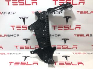 Кронштейн обшивки багажного отделения Tesla Model X 1 поколение [рестайлинг] 2022, 1623200-00-A, 1623203-00-A