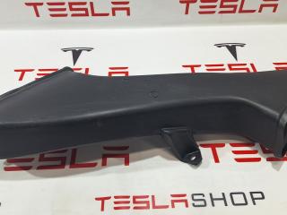 воздуховод (дефлектор) радиатора Tesla Model X 1 поколение 2018, 1046212-00-C