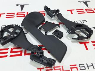 накладка на сиденье Tesla Model S 1 поколение [2-й рестайлинг] (2021 - 2025), 160806300A, 158432300E, 158432100E, 1619920-00-A, 1618234-00-E, 1557725-00-E