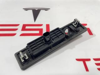 кнопка открытия багажника Tesla Model 3 1 поколение 2019, 1105486-00-E, 1095949-65-D