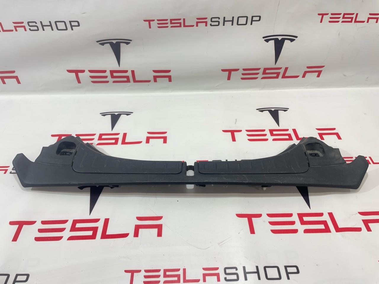 подкапотный пластик Tesla Model S 1 поколение 2015, 1051618-00-A, 1006330-00-G - фото №1