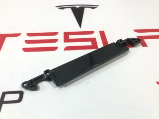 Пластина ручки наружной механизма двери Tesla Model S 1 поколение [рестайлинг] 2016, 1007729-00-D, 1007374-00-H
