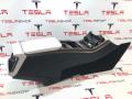 консоль салона (центральная часть) Tesla Model S 1 поколение [2-й рестайлинг] (2021 - 2025), 1564400-62-E, 2486396-00-E - фото №6