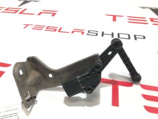 Датчик уровня пневмоподвески Tesla Model X 1 поколение 2019, 1027971-00-A, 6006523-00-B