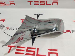 Накладка хром 2-го ряда сидений внутренняя Tesla Model X 1 поколение 2016, 1062963-00-B, 1068123-00-B