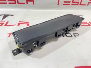 подушка безопасности коленная Tesla Model S 1 поколение 2015, 1005259-00-E