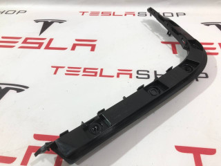Крепление бампера заднего Tesla Model 3 1 поколение 2021, 1083990-00-I, 1083988-00-I