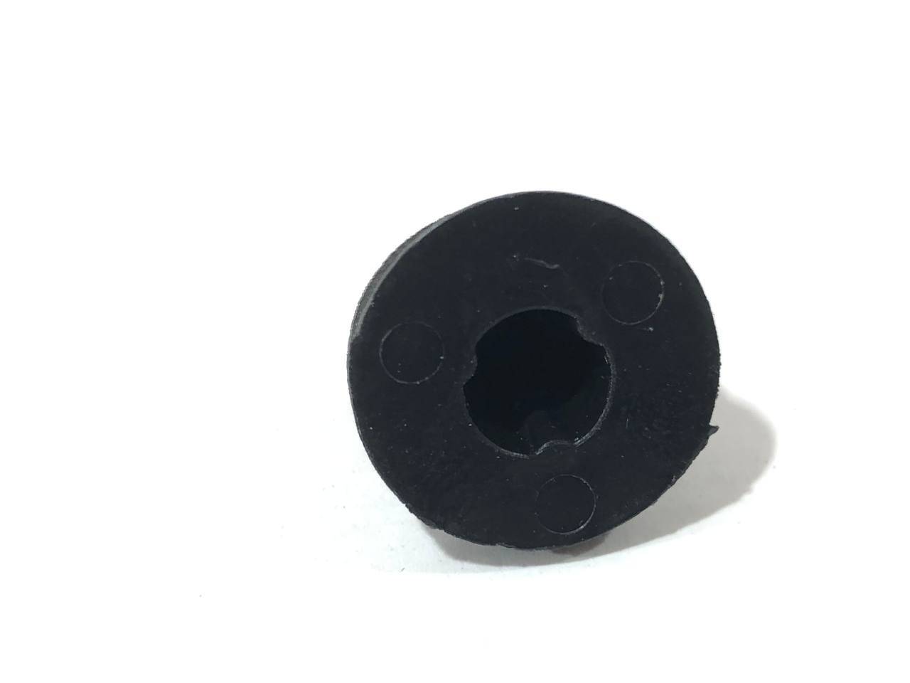 Клипса (направляющая) фары (фонаря) M3, MY Tesla Model 3 1 поколение (2017 - 2025), 1077398-00-F, 1104335-00-B, 1077397-00-F - фото №1