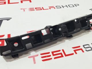 Кронштейн накладки, проема подъемной задней двери Tesla Model X 1 поколение [рестайлинг] 2022, 1629561-00-A