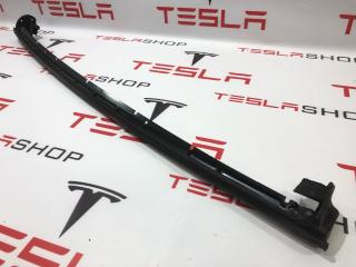 Уплотнитель стекла Tesla Model X 1 поколение [рестайлинг] 2022, 1073246-S0-B, 1073246-90-B, 1072079-90-D