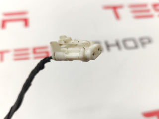 разъем (фишка) проводки Tesla Model 3 1 поколение 2019, электро, 1067958-00-E