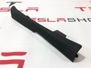 Накладка стойки А, (средняя высота) Tesla Model S 1 поколение [2-й рестайлинг] (2021 - 2025), 1566076-00-B