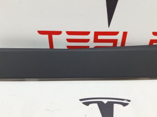 Накладка нижняя бардачка Tesla Model S 1 поколение [рестайлинг] 2016, 1002301-14-B
