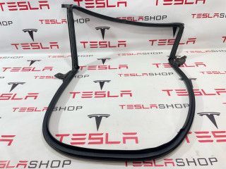 Уплотнитель проема дверного Tesla Model 3 1 поколение 2019, 1090510-00-K