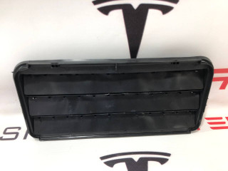 Вентиляционный клапан заднего багажника Tesla Model Y 1 поколение 2022, 1098751-00-C
