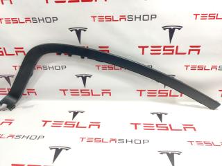 Накладка проема подъемной задней двери Tesla Model X 1 поколение 2016, 1059950-00-F, 1060087-00-