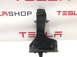 Кронштейн крепления защиты днища Tesla Model X 1 поколение 2019, 1073231-00-B