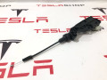 электропривод замка капота Tesla Model 3 1 поколение 2019, 1098790-00-D - фото №4
