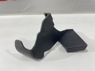 Накладка декоративная петли капота Tesla Model 3 1 поколение 2019, 1112072-00-B