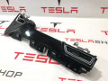 Декоративная накладка центральной панели (пассажирская) Tesla Model S 1 поколение [рестайлинг] 2016, 1004518-00-I, 1096880-00-A, 1096879-00-A, 1007821-00-D, 6007628-00-C, 1004518-06-D - фото №2