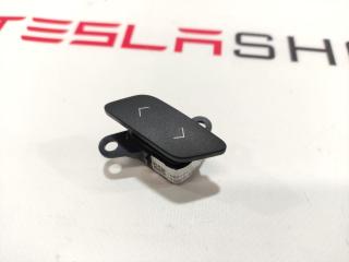 кнопка (выключатель) Tesla Model X 1 поколение 2017, 1067121-00-B, 1066602-00-C