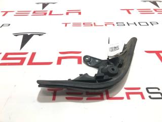 Уплотнитель угловой подъемной задней двери Tesla Model X 1 поколение 2016, 1049386-00-C, 1473350-00-C