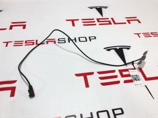 Bluetooth антенна Tesla Model X 1 поколение 2016, 1052393-00-B
